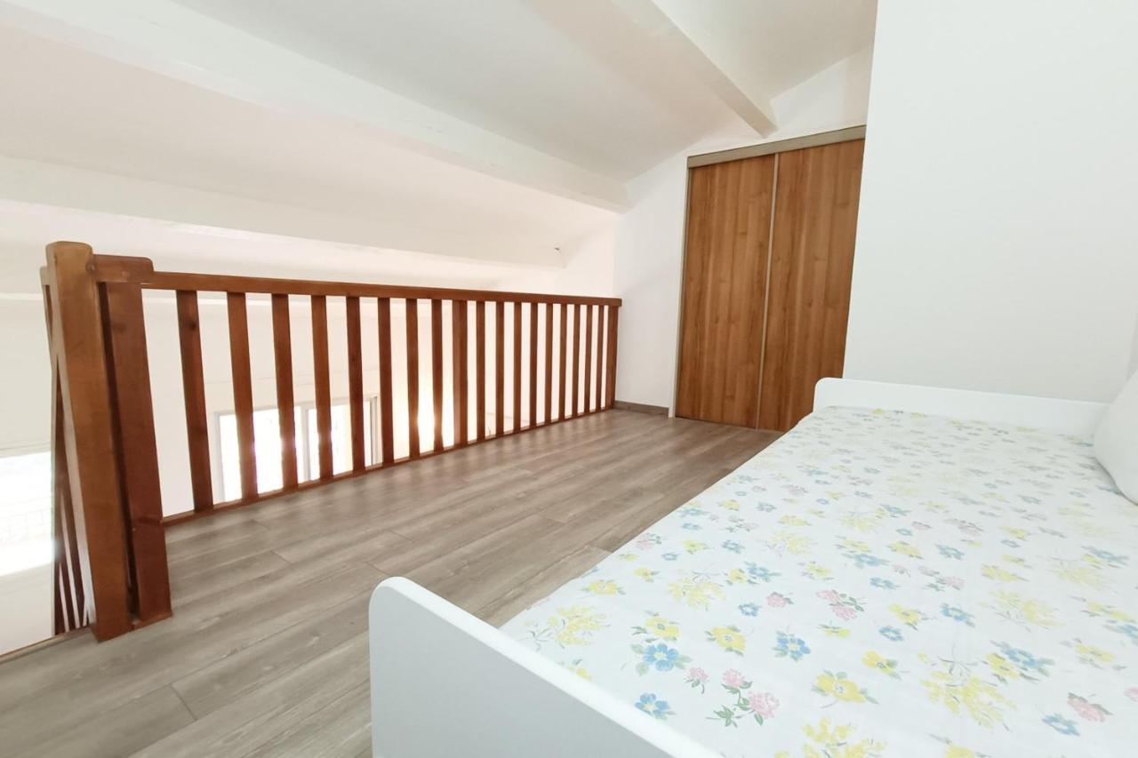 Spacious Sea View Apart At 50M From The Beach Бандоль Экстерьер фото